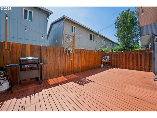 13546 Se STEELE St, Portland, OR 97236
