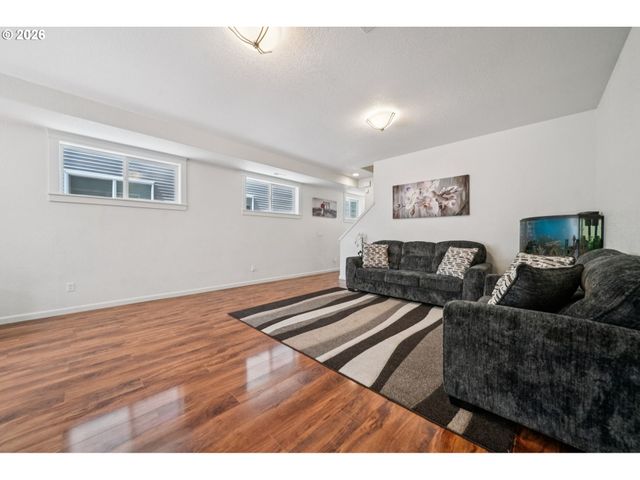 13546 Se STEELE St, Portland, OR 97236