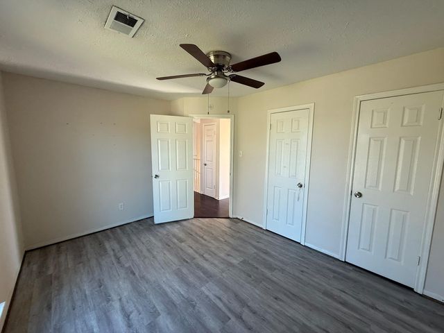 12915 Crystal Cove Drive, Houston, TX 77044