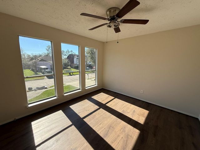 12915 Crystal Cove Drive, Houston, TX 77044