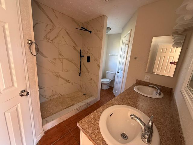 12915 Crystal Cove Drive, Houston, TX 77044