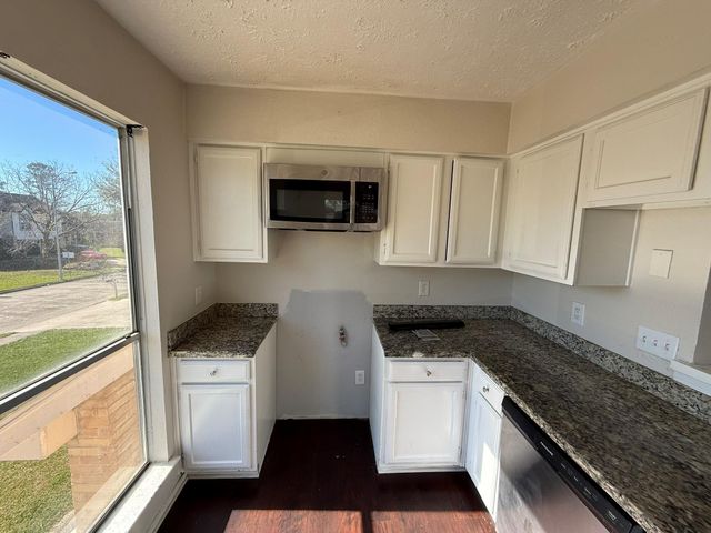 12915 Crystal Cove Drive, Houston, TX 77044