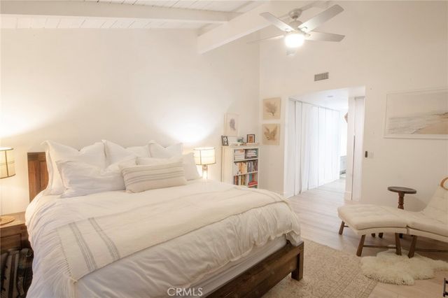 2170 Vista Entrada, Newport Beach, CA 92660