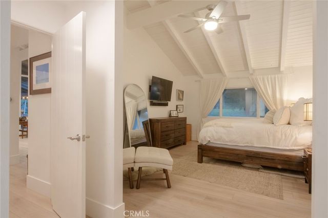 2170 Vista Entrada, Newport Beach, CA 92660