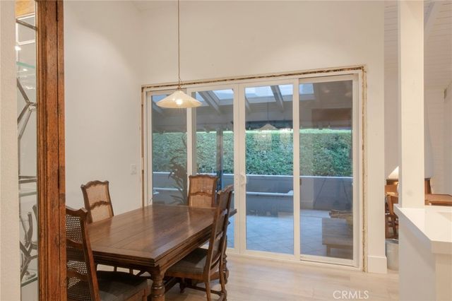 2170 Vista Entrada, Newport Beach, CA 92660