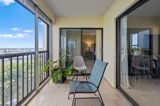 7076 Huntington Lane 802, Delray Beach, FL 33446