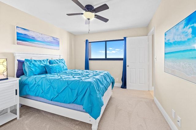 7076 Huntington Lane 802, Delray Beach, FL 33446