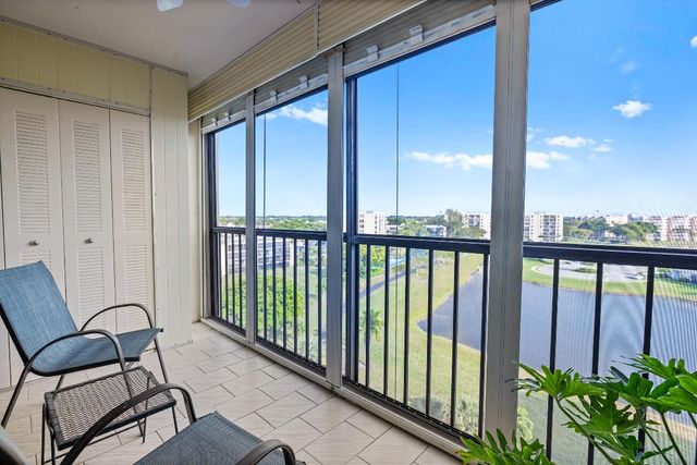 7076 Huntington Lane 802, Delray Beach, FL 33446