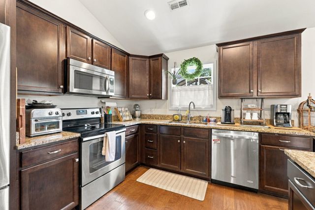416 South Oaks Dr., Conway, SC 29527