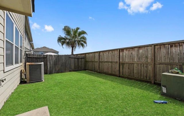 13134 Peppergate Lane, Houston, TX 77044
