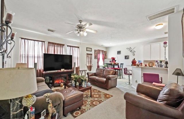 13134 Peppergate Lane, Houston, TX 77044