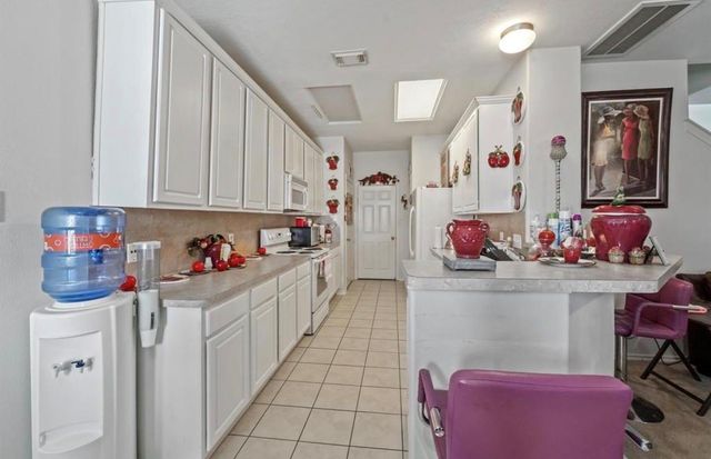 13134 Peppergate Lane, Houston, TX 77044