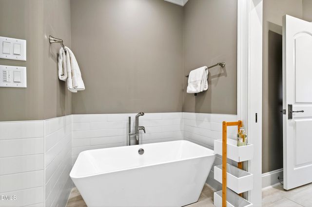 1404 Rock Dam Court, Raleigh, NC 27615