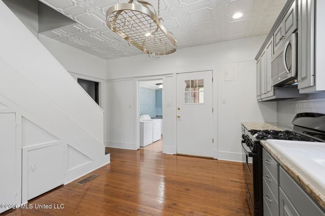 1206 Monroe Street, Jackson, MS 39202
