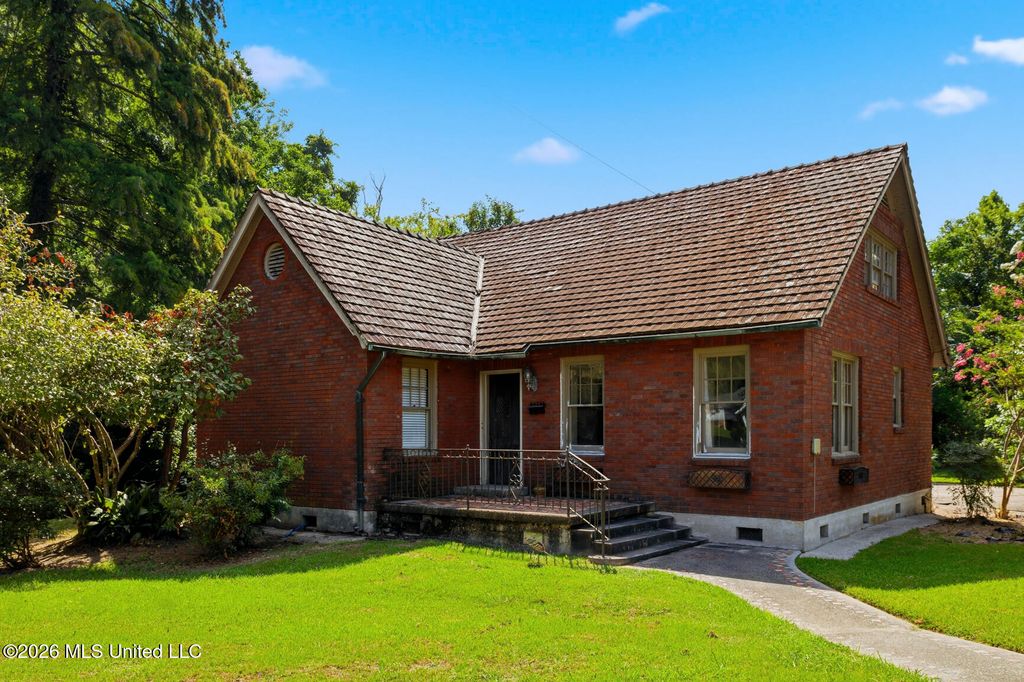 1206 Monroe Street, Jackson, MS 39202