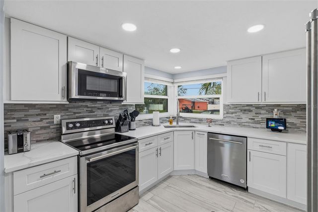 7990 CAUSEWAY BOULEVARD S, St Pete Beach, FL 33707