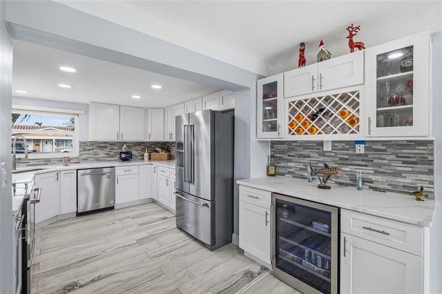 7990 CAUSEWAY BOULEVARD S, St Pete Beach, FL 33707