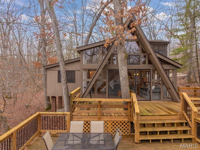 1551 Bliss Lake Drive, Innsbrook, MO 63390