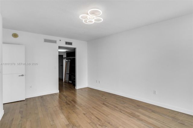1750 N Bayshore Drive 4414, Miami, FL 33132