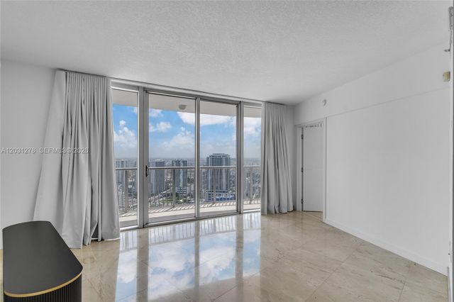 1750 N Bayshore Drive 4414, Miami, FL 33132