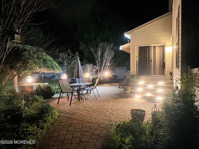 315 Blossom Circle, Egg Harbor Twp, NJ 08234