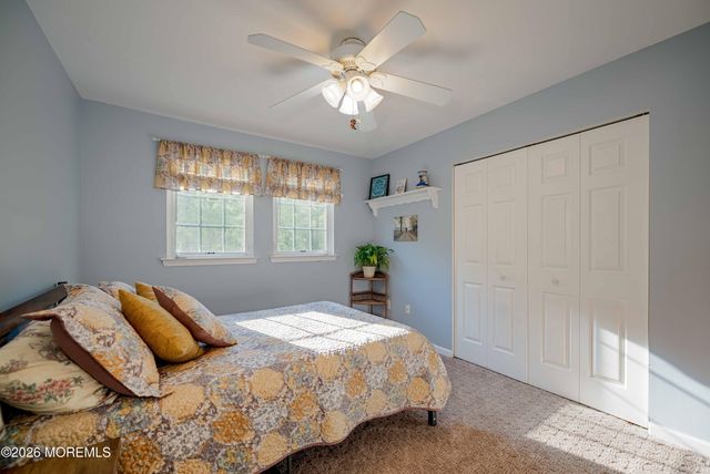 315 Blossom Circle, Egg Harbor Twp, NJ 08234