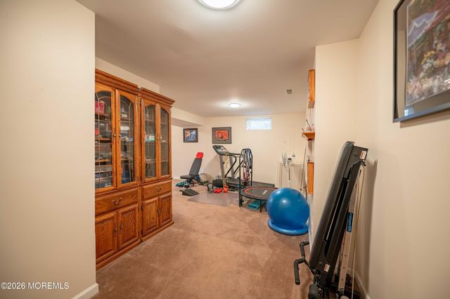 315 Blossom Circle, Egg Harbor Twp, NJ 08234