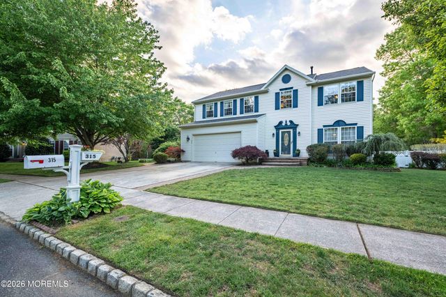 315 Blossom Circle, Egg Harbor Twp, NJ 08234