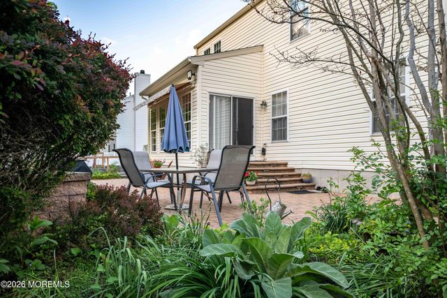 315 Blossom Circle, Egg Harbor Twp, NJ 08234