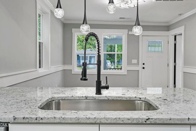112 Preston Avenue, Fayetteville, NC 28301