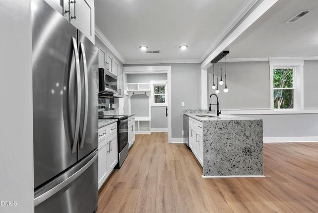 112 Preston Avenue, Fayetteville, NC 28301