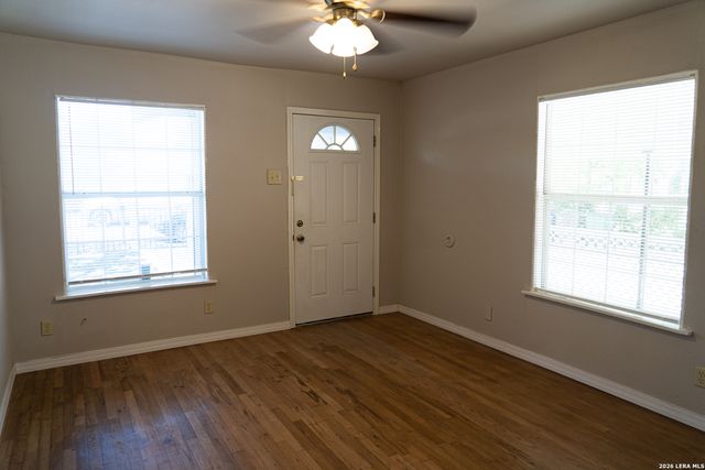 1412 WHITMAN AVE, San Antonio, TX 78211