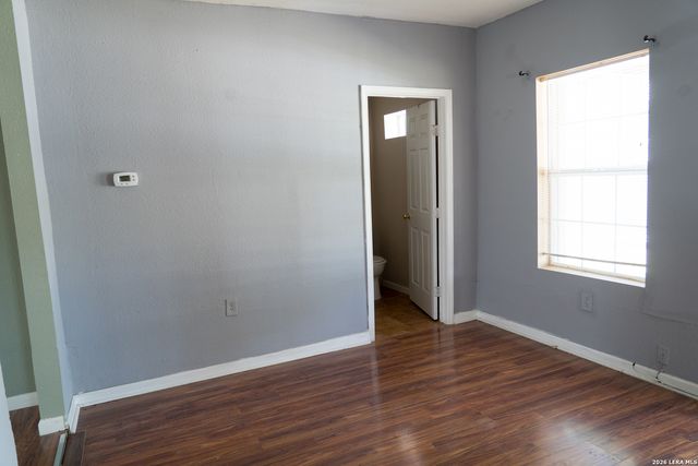 1412 WHITMAN AVE, San Antonio, TX 78211