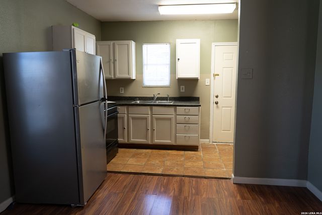 1412 WHITMAN AVE, San Antonio, TX 78211
