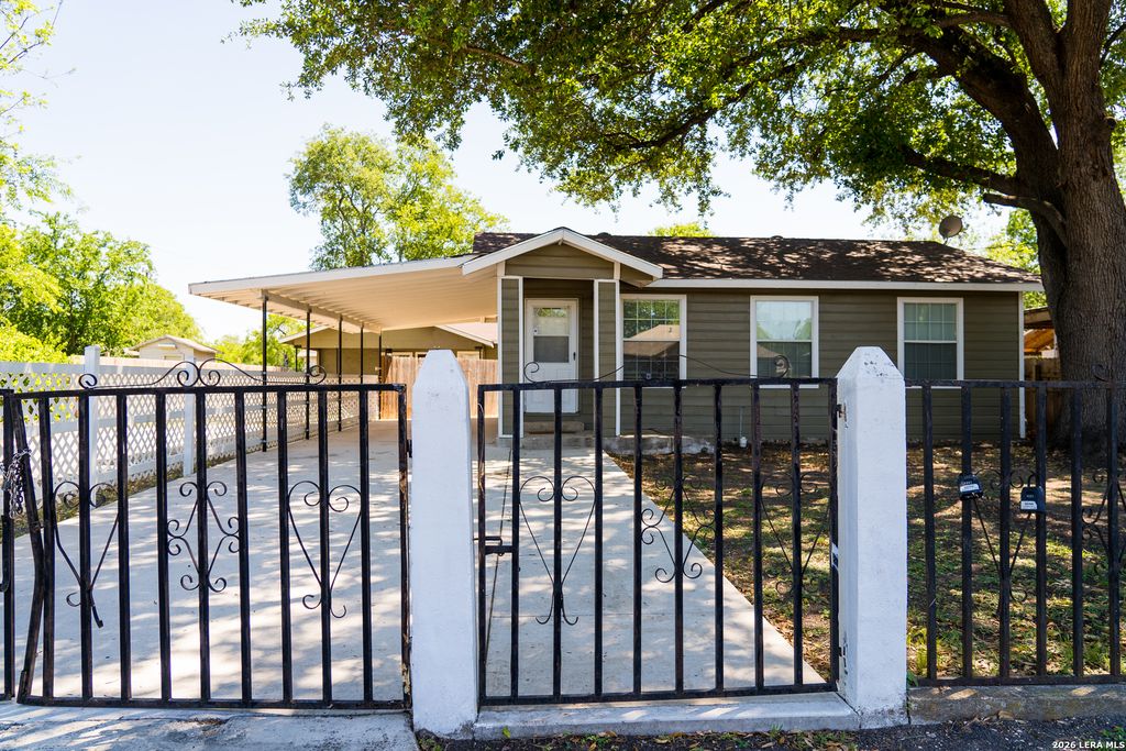 1412 WHITMAN AVE, San Antonio, TX 78211
