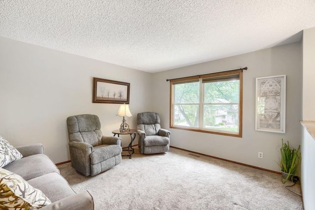 280 Glenmar Avenue, Mahtomedi, MN 55115