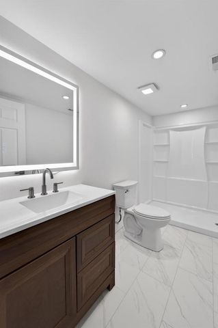 413 E Lincoln Drive, Deforest, WI 53532