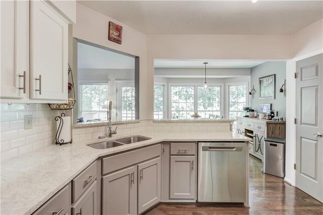 1375 Twin Bridge Lane, Lawrenceville, GA 30043