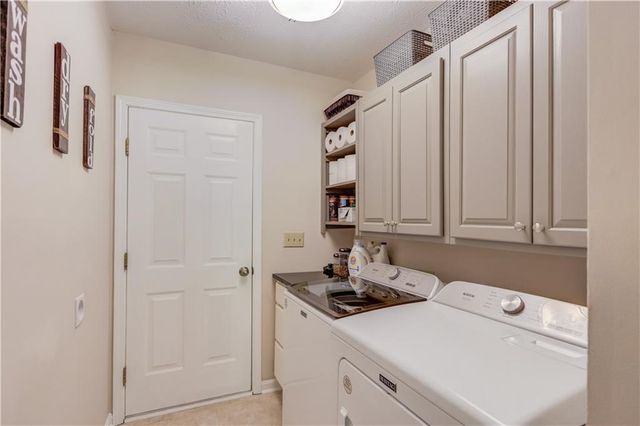 1375 Twin Bridge Lane, Lawrenceville, GA 30043