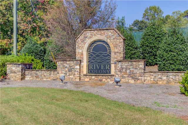 1375 Twin Bridge Lane, Lawrenceville, GA 30043