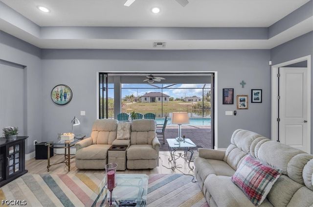 1504 NW 17th TER, Cape Coral, FL 33993