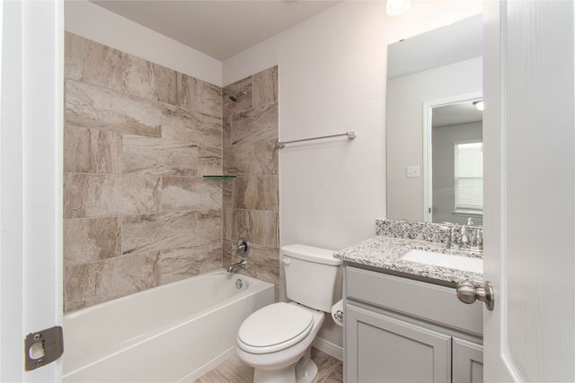 736 Jersey Court, Troy, TX 76579