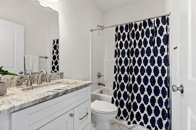 1303 EAST MAIN ST, Waynesboro, VA 22980