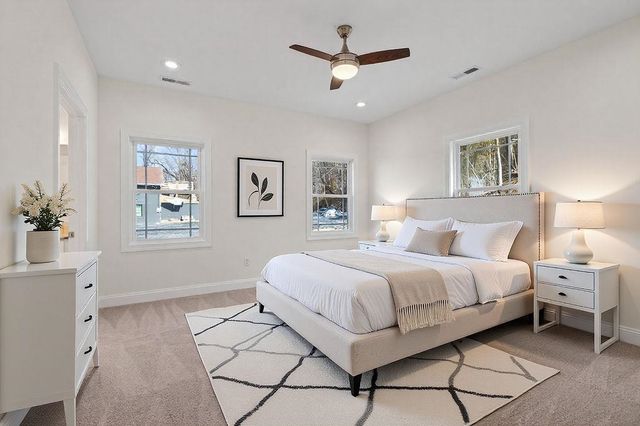 1303 EAST MAIN ST, Waynesboro, VA 22980