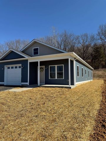 1303 EAST MAIN ST, Waynesboro, VA 22980