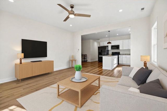 1303 EAST MAIN ST, Waynesboro, VA 22980