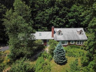8 Walden Woods, Essex, VT 05452