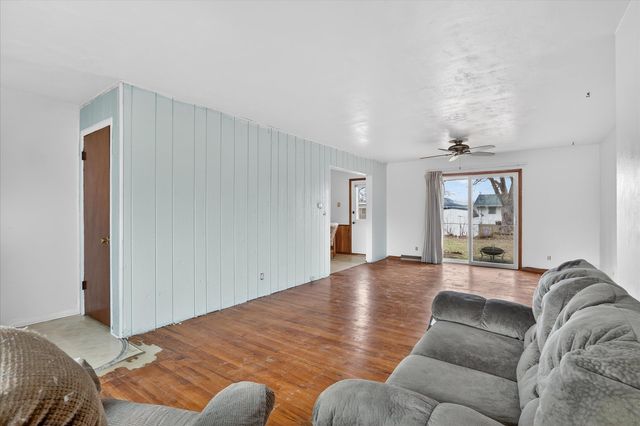 6962 Ralph Road, Rockford, IL 61109