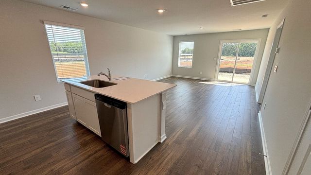 1204 Canyon Drive, Portland, TN 37148