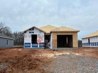 1204 Canyon Drive, Portland, TN 37148